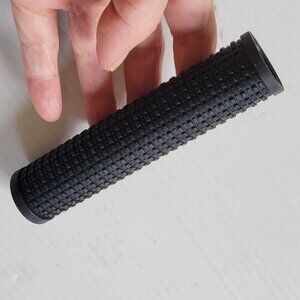 5" Long Black Rubber Handle Grip for Mountain Bike (Replacement Part Only) ~ NEW